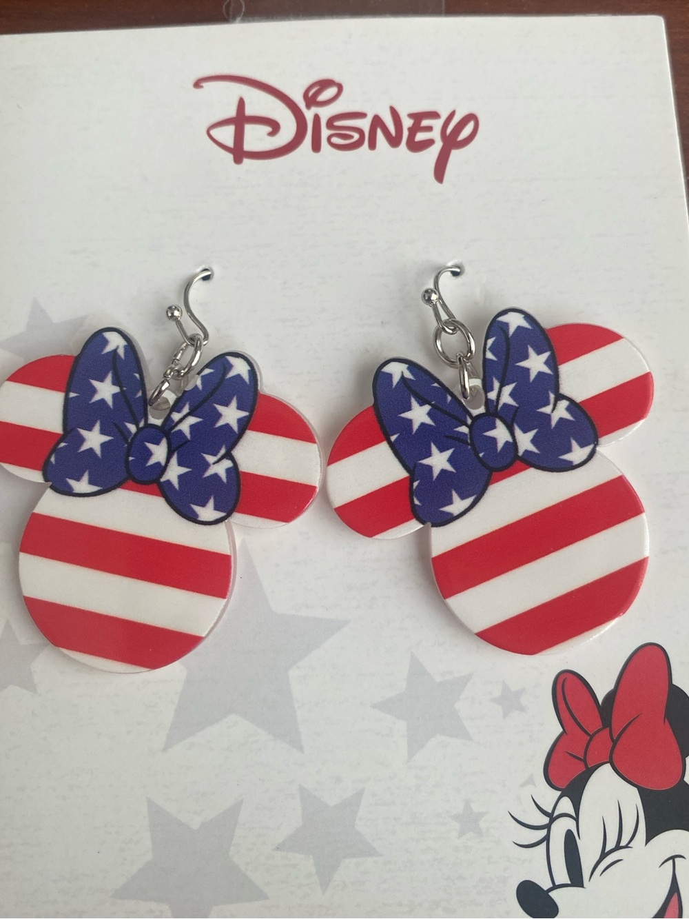 Disney Minnie Mouse patriotic dangle acrylic Bow Earrings NWT Perfect for July 4